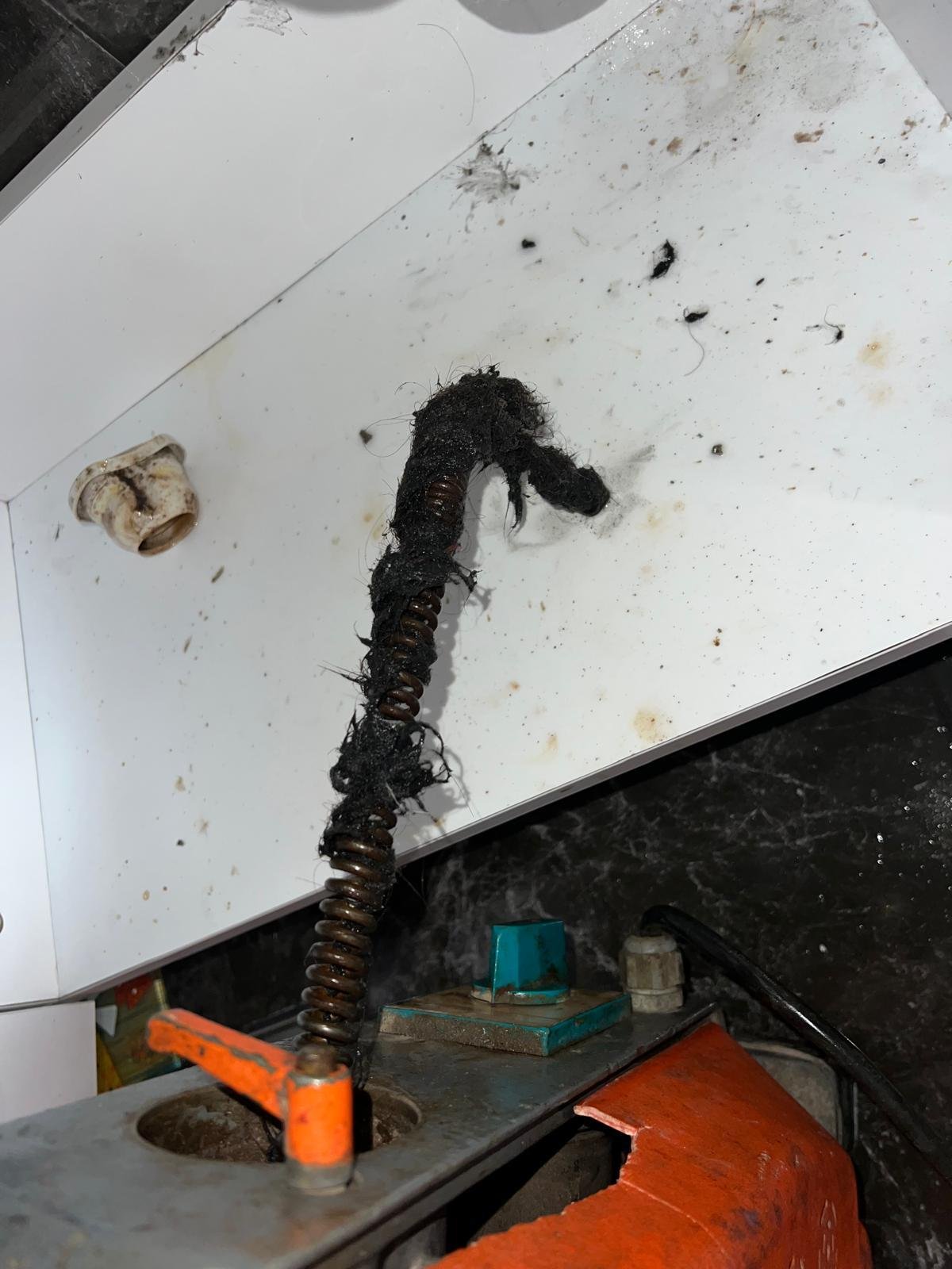 Basınköy tıkanıklık açma hizmeti Basınköy tıkanıklık açma robot spiral gider